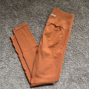 Alphalete Amplify Legging